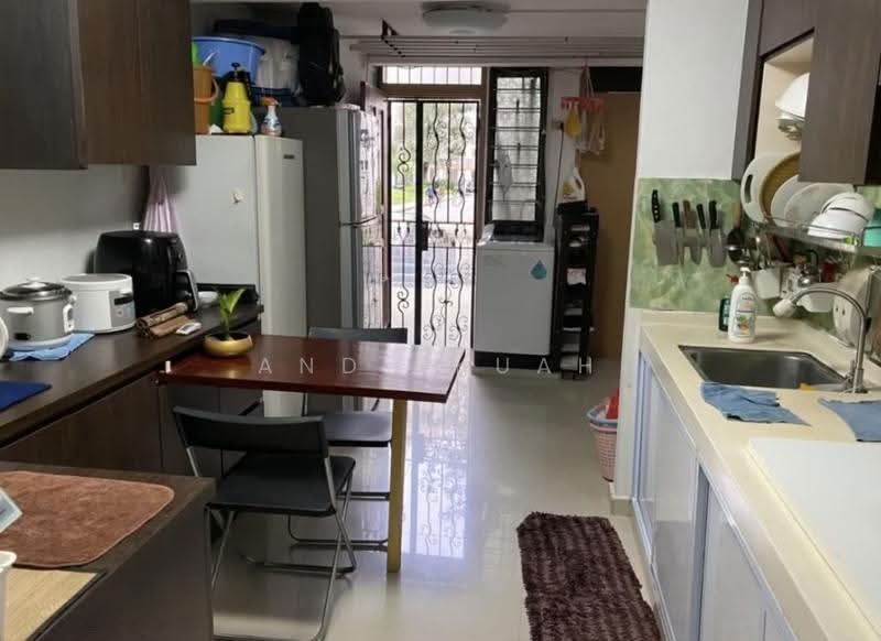 25 Toa Payoh East, 25 Toa Payoh East, Balestier / Toa Payoh, Room Rental, 130 sqft, HDB Flat For Rent, by Andy Kuah, 500274816 - Kitchen - PropertyGuru.com.sg