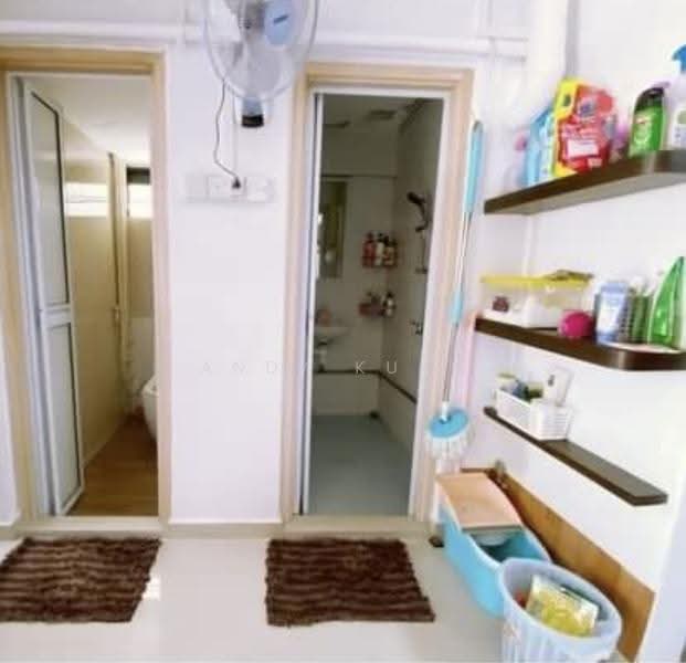 25 Toa Payoh East, 25 Toa Payoh East, Balestier / Toa Payoh, Room Rental, 130 sqft, HDB Flat For Rent, by Andy Kuah, 500274816 - Bathroom - PropertyGuru.com.sg