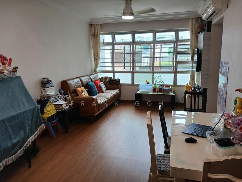 28 Ghim Moh Link, 28 Ghim Moh Link, Tanglin / Holland / Bukit Timah, 3 Bedrooms, 990 sqft, HDB Flat For Sale, by Frank Goh, 500274833 - Living Room - PropertyGuru.com.sg