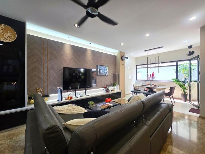 Kew Gate, Limau Garden, Bedok / Upper East Coast, 5 Bedrooms, 2,454 sqft, Cluster House For Sale, by Eric Wong, 500274836 - Living Room - PropertyGuru.com.sg