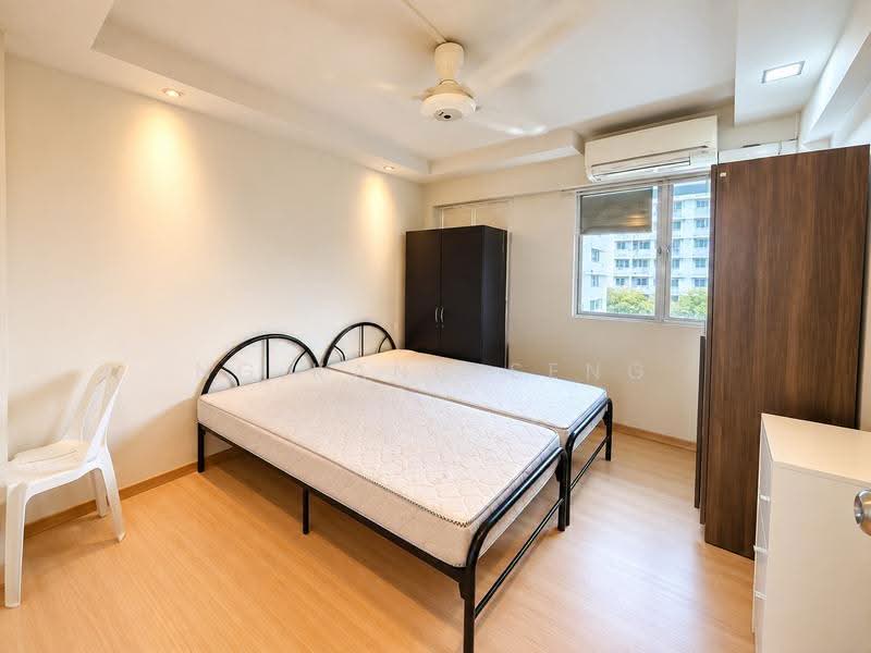 220 Lorong 8 Toa Payoh, 220 Lorong 8 Toa Payoh, Balestier / Toa Payoh, 3 Bedrooms, 882 sqft, HDB Flat For Rent, by Ng Kang Seng, 500274841 - Bedroom - PropertyGuru.com.sg