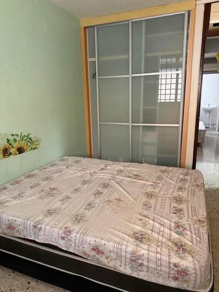 206 Serangoon Central, 206 Serangoon Central, Hougang / Punggol / Sengkang, 2 Bedrooms, 688 sqft, HDB Flat For Sale, by Dennis Li, 500274843 - Bedroom - PropertyGuru.com.sg