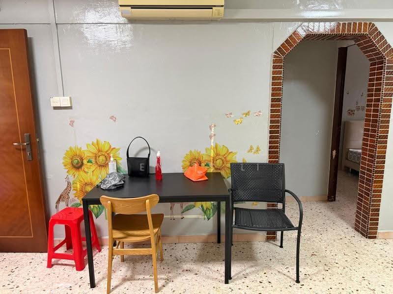 206 Serangoon Central, 206 Serangoon Central, Hougang / Punggol / Sengkang, 2 Bedrooms, 688 sqft, HDB Flat For Sale, by Dennis Li, 500274843 - Dining Room - PropertyGuru.com.sg