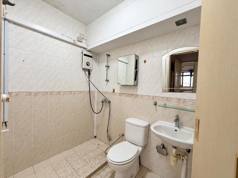 493 Admiralty Link, 493 Admiralty Link, Sembawang / Yishun, 3 Bedrooms, 969 sqft, HDB Flat For Rent, by Rayne Chua 蔡美慧, 500274844 - Bathroom - PropertyGuru.com.sg