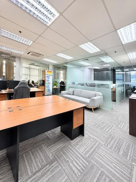 The Spire, 10 Bukit Batok Crescent, Dairy Farm / Bukit Panjang / Choa Chu Kang, 1,539 sqft, Light Industrial (B1) For Rent, by Clara Lee, 500274869 - CommercialGuru.com.sg
