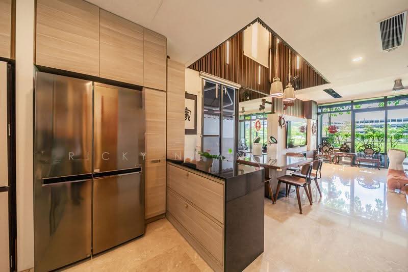Belgravia Villas, 200 Ang Mo Kio Avenue 5, Seletar / Yio Chu Kang, 5 Bedrooms, 3,961 sqft, Cluster House For Sale, by Ricky Ngan 颜涌桦, 500274870 - Kitchen - PropertyGuru.com.sg