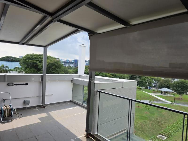 Belgravia Villas, 200 Ang Mo Kio Avenue 5, Seletar / Yio Chu Kang, 5 Bedrooms, 3,929 sqft, Cluster House For Sale, by Ricky Ngan 颜涌桦, 500274870 - Balcony - PropertyGuru.com.sg