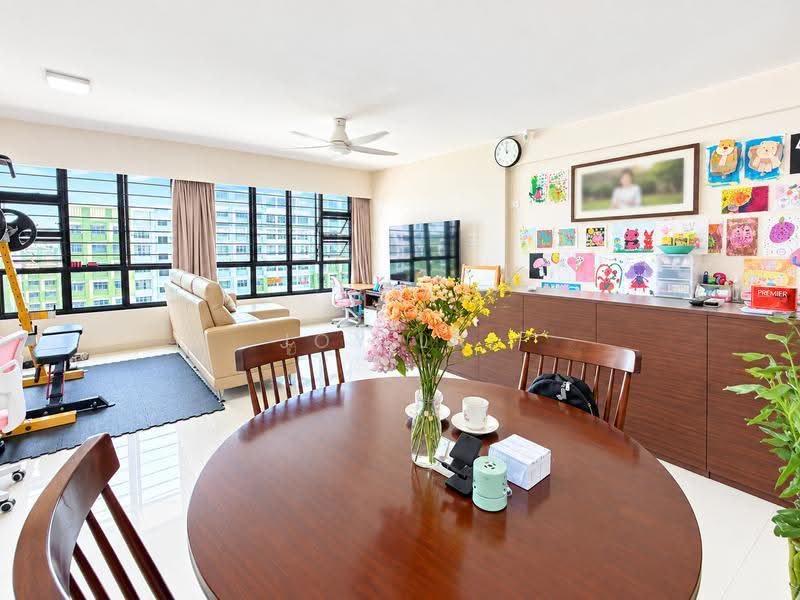 334C Yishun Riverwalk, 334C Yishun Street 31, Sembawang / Yishun, 3 Bedrooms, 1,206 sqft, HDB Flat For Sale, by Joy Lai, 500274871 - Living Room - PropertyGuru.com.sg