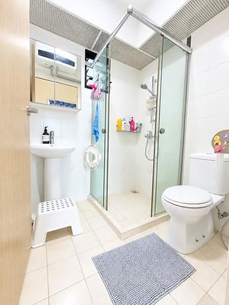 334C Yishun Riverwalk, 334C Yishun Street 31, Sembawang / Yishun, 3 Bedrooms, 1,206 sqft, HDB Flat For Sale, by Joy Lai, 500274871 - Bathroom - PropertyGuru.com.sg