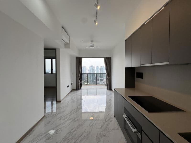 The Landmark, 173 Chin Swee Road, Alexandra / Commonwealth, 2 Bedrooms, 678 sqft, Condominium For Rent, by Roger Er, 500274874 - Living Room - PropertyGuru.com.sg