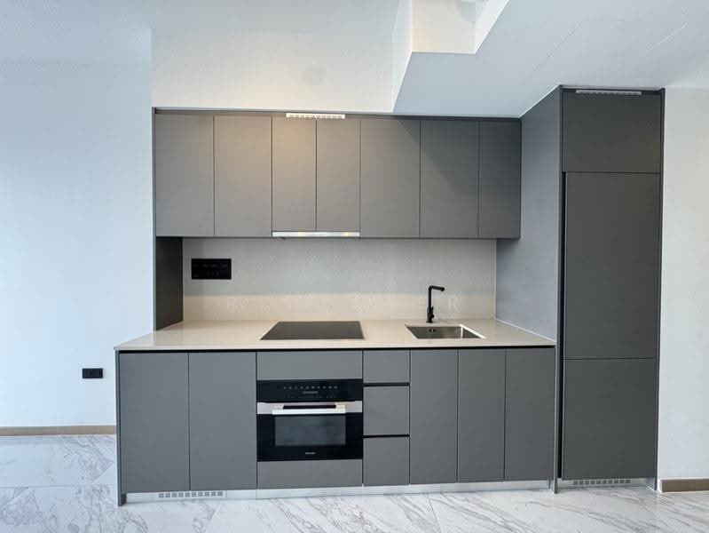 The Landmark, 173 Chin Swee Road, Alexandra / Commonwealth, 2 Bedrooms, 678 sqft, Condominium For Rent, by Roger Er, 500274874 - Kitchen - PropertyGuru.com.sg