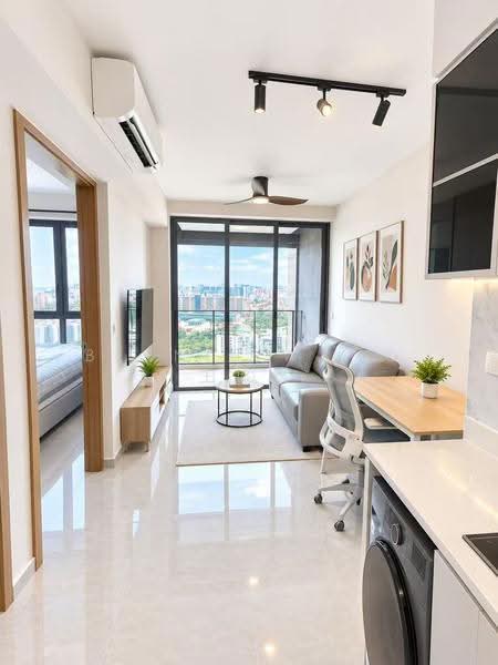 Whistler Grand, 107 West Coast Vale, Buona Vista / West Coast / Clementi New Town, 1 Bedroom, 441 sqft, Condominium For Rent, by Bernie Wang 王盛雄, 500274891 - Living Room - PropertyGuru.com.sg