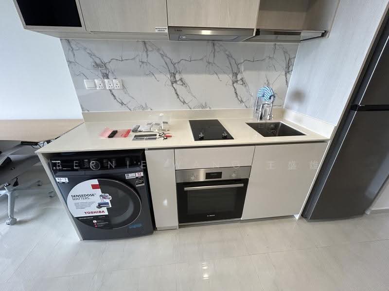 Whistler Grand, 107 West Coast Vale, Buona Vista / West Coast / Clementi New Town, 1 Bedroom, 441 sqft, Condominium For Rent, by Bernie Wang 王盛雄, 500274891 - Kitchen - PropertyGuru.com.sg