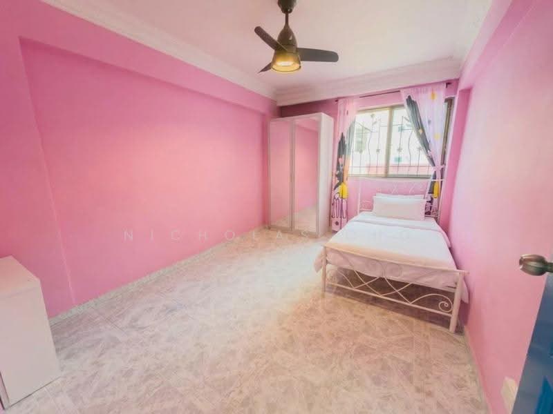 323 Bukit Batok Street 33, 323 323, Dairy Farm / Bukit Panjang / Choa Chu Kang, 3 Bedrooms, 958 sqft, HDB Flat For Sale, by Nicholas Cho, 500274897 - PropertyGuru.com.sg