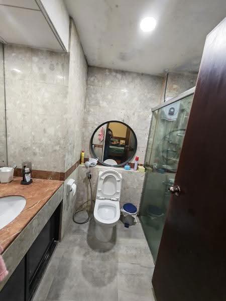 Estella Gardens, 21 - 27 Flora Road, Changi Airport / Changi Village, 1 Bedroom, 658 sqft, Condominium For Rent, by Jit Kaur, 500274908 - Bathroom - PropertyGuru.com.sg