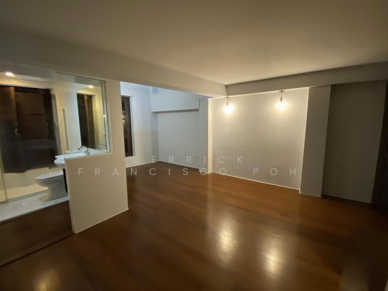 Spottiswoode Park Road, Spottiswoode Park Road, Chinatown / Tanjong Pagar, 3 Bedrooms, 2,000 sqft, Conservation House For Rent, by Derrick Francisco Poh, 500274916 - Master Bedroom - PropertyGuru.com.sg