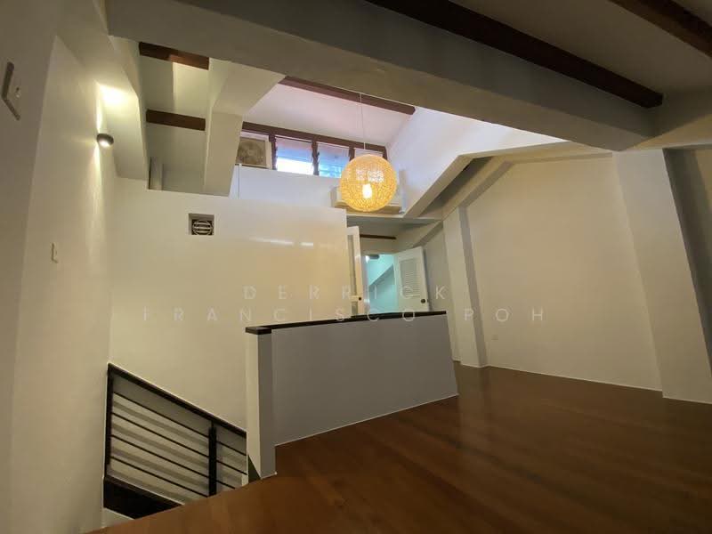 Spottiswoode Park Road, Spottiswoode Park Road, Chinatown / Tanjong Pagar, 3 Bedrooms, 2,000 sqft, Conservation House For Rent, by Derrick Francisco Poh, 500274916 - 3rd Bedroom - PropertyGuru.com.sg