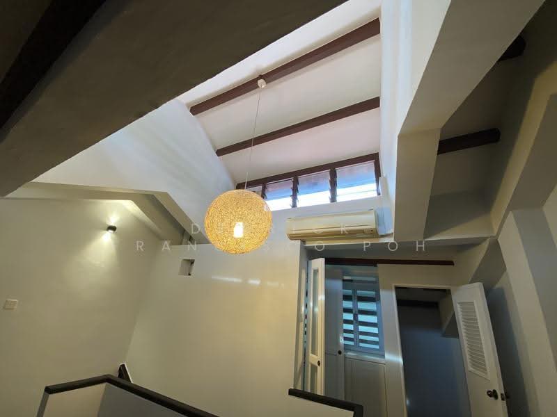 Spottiswoode Park Road, Spottiswoode Park Road, Chinatown / Tanjong Pagar, 3 Bedrooms, 2,000 sqft, Conservation House For Rent, by Derrick Francisco Poh, 500274916 - 3rd Bedroom - PropertyGuru.com.sg