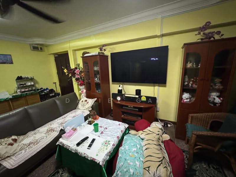 665B Jurong West Street 64, 665B Jurong West Street 64, Boon Lay / Jurong / Tuas, 4 Bedrooms, 1,399 sqft, HDB Flat For Sale, by Daniel Gay, 500274919 - Living Room - PropertyGuru.com.sg