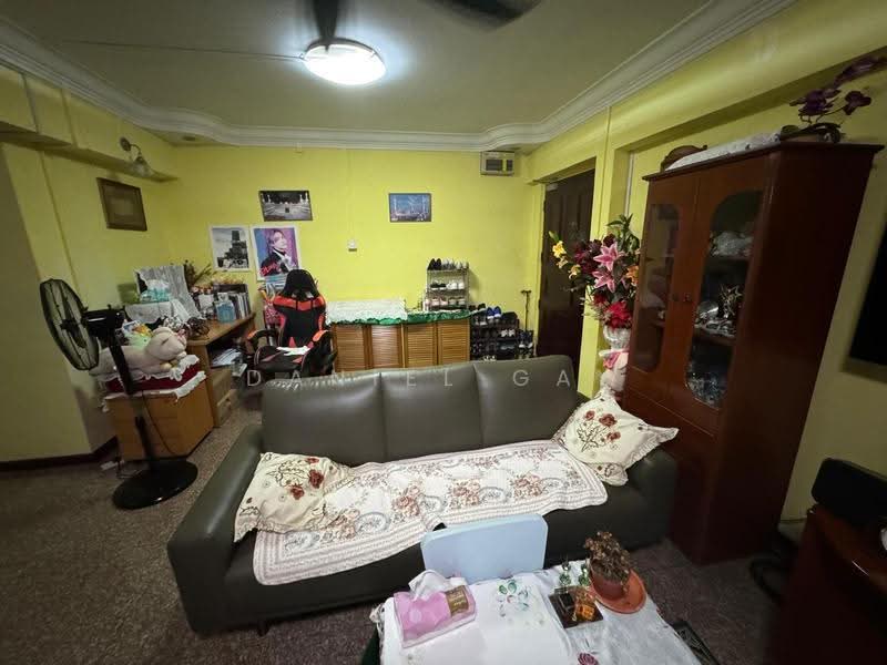 665B Jurong West Street 64, 665B Jurong West Street 64, Boon Lay / Jurong / Tuas, 4 Bedrooms, 1,399 sqft, HDB Flat For Sale, by Daniel Gay, 500274919 - Living Room - PropertyGuru.com.sg