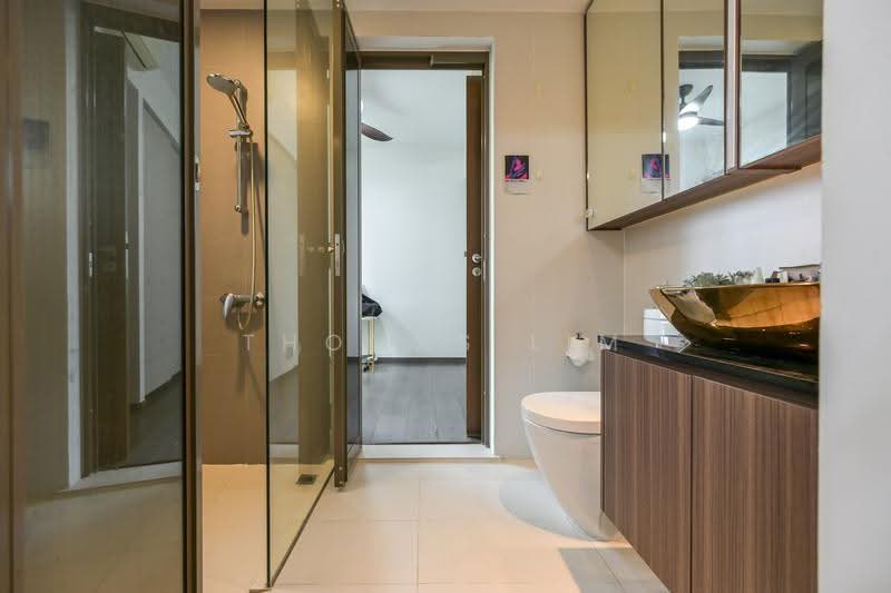 Ecopolitan, 130 Punggol Walk, Hougang / Punggol / Sengkang, 5 Bedrooms, 1,518 sqft, Condominium For Sale, by Thomas Lim, 500274931 - Bathroom - PropertyGuru.com.sg