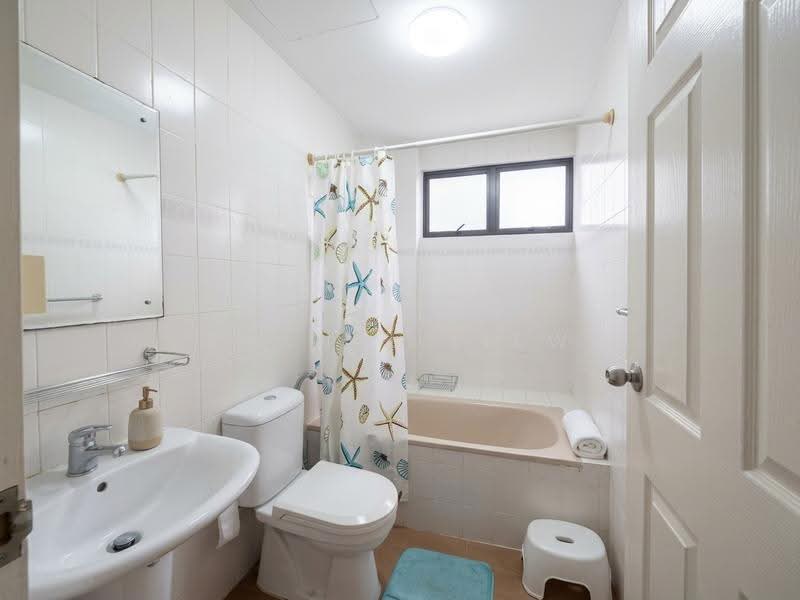 Bayshore Park, 52 Bayshore Road, Bedok / Upper East Coast, 2 Bedrooms, 936 sqft, Condominium For Sale, by Shanel Liew, 500274933 - Bathroom - PropertyGuru.com.sg
