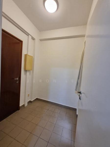 Cavenagh Lodge, 81 Cavenagh Road, Orchard / River Valley, 3 Bedrooms, 1,591 sqft, Apartment For Rent, by Jeron Lee, 500274937 - Entrance - PropertyGuru.com.sg