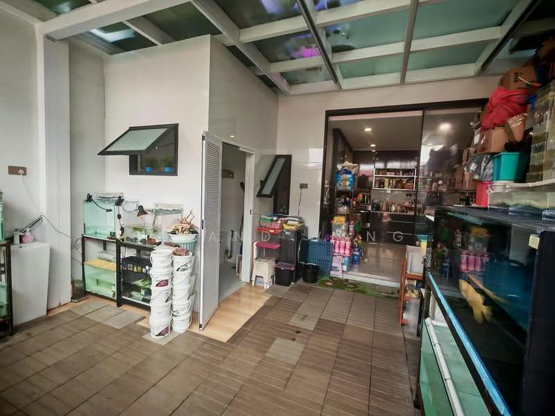 2 Storey Modern renovated terrace at Daisy Avenue, Daisy, Macpherson / Potong Pasir, 3 Bedrooms, 2,500 sqft, Terraced House For Sale, by Roland Wong, 500274949 - Interior - PropertyGuru.com.sg