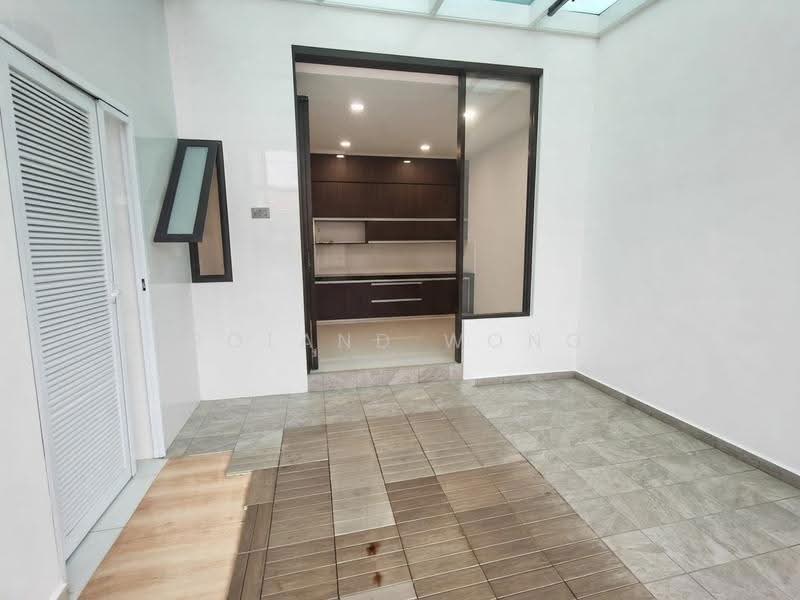 2 Storey Modern renovated terrace at Daisy Avenue, Daisy, Macpherson / Potong Pasir, 3 Bedrooms, 2,500 sqft, Terraced House For Sale, by Roland Wong, 500274949 - Kitchen - PropertyGuru.com.sg