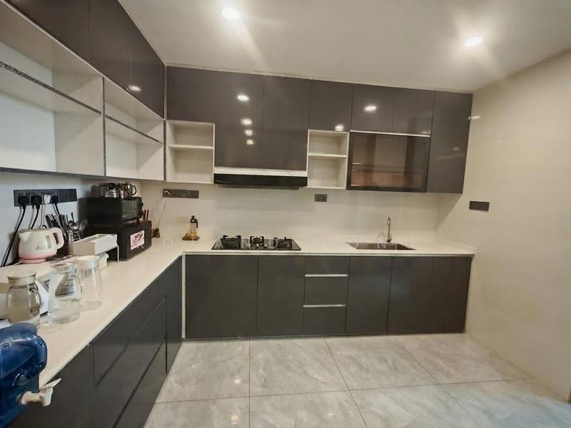 2 Storey Modern renovated terrace at Daisy Avenue, Daisy, Macpherson / Potong Pasir, 3 Bedrooms, 2,500 sqft, Terraced House For Sale, by Roland Wong, 500274949 - Kitchen - PropertyGuru.com.sg