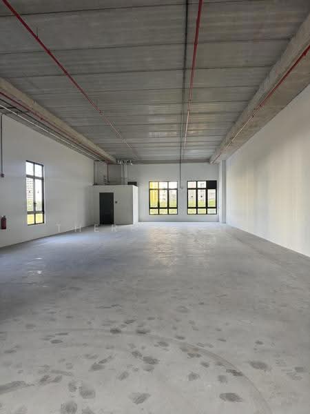 Tampines Connection, 2 Tampines North Drive 4, Pasir Ris / Tampines, 2,002 sqft, Factory / Workshop (B2) For Sale, by Theresa THY, 500274956 - Interior - CommercialGuru.com.sg