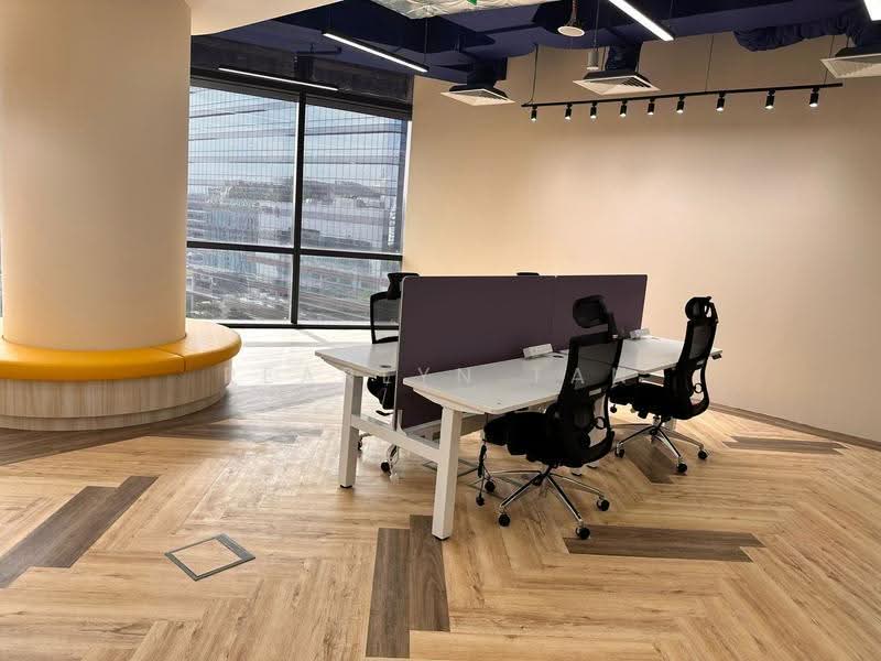 Woods Square, 12 Woodlands Square, Admiralty / Woodlands, 2,379 sqft, Office For Rent, by Pearlyn Tan, 500274969 - Interior - CommercialGuru.com.sg