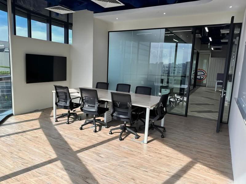 Woods Square, 12 Woodlands Square, Admiralty / Woodlands, 2,379 sqft, Office For Rent, by Pearlyn Tan, 500274969 - Interior - CommercialGuru.com.sg