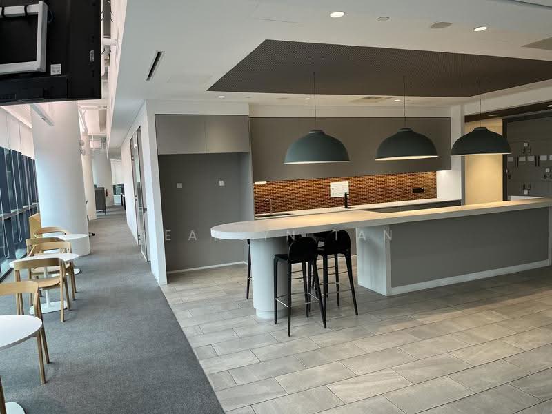 Woods Square, 6 Woodlands Square, Admiralty / Woodlands, 22,213 sqft, Office For Rent, by Pearlyn Tan, 500274981 - Kitchen - CommercialGuru.com.sg