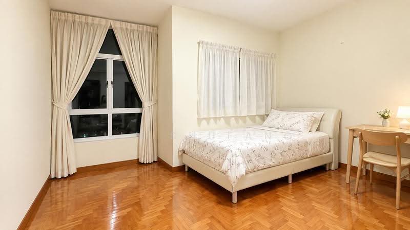 Villa Verde, Verde Grove, Dairy Farm / Bukit Panjang / Choa Chu Kang, 5 Bedrooms, 3,200 sqft, Corner Terrace For Sale, by Lin Shufang, 500274987 - Bedroom - PropertyGuru.com.sg