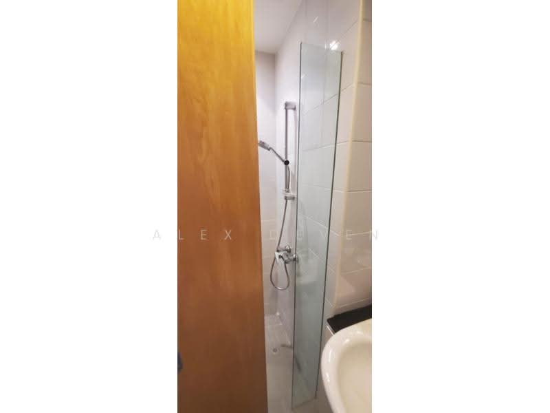 The Paterson Edge, 26 Paterson Road, Orchard / River Valley, 2 Bedrooms, 990 sqft, Apartment For Rent, by Alex Deven, 500274988 - Bathroom - PropertyGuru.com.sg