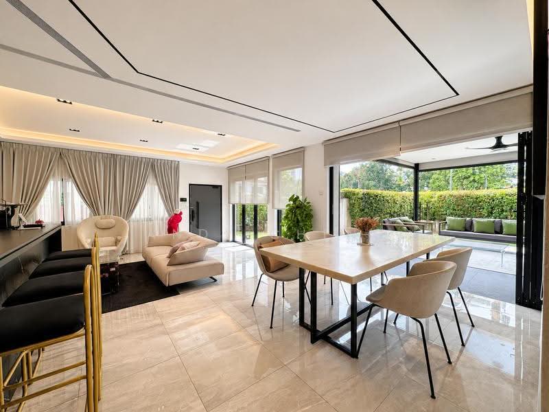 โ
๐๐ฎ๐ป๐ฑ๐ฒ๐ฑ ๐๐
๐ฐ๐ฒ๐น๐น๐ฒ๐ป๐ฐ๐ฒ โ
Beautifully Renovated | Freehold | Hillview Villas Estate, Hillview Crescent | Hillview Drive | Hillview Way, Dairy Farm / Bukit Panjang / Choa Chu Kang, 5 Bedrooms, 4,300 sqft, Corner Terrace For Sale, by Andy Cheng, 500274992 - Dining Hall - PropertyGuru.com.sg