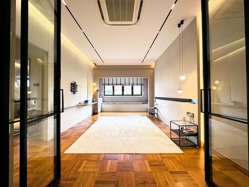 โ
๐๐ฎ๐ป๐ฑ๐ฒ๐ฑ ๐๐
๐ฐ๐ฒ๐น๐น๐ฒ๐ป๐ฐ๐ฒ โ
Beautifully Renovated | Freehold | Hillview Villas Estate, Hillview Crescent | Hillview Drive | Hillview Way, Dairy Farm / Bukit Panjang / Choa Chu Kang, 5 Bedrooms, 4,300 sqft, Corner Terrace For Sale, by Andy Cheng, 500274992 - Bedroom - PropertyGuru.com.sg