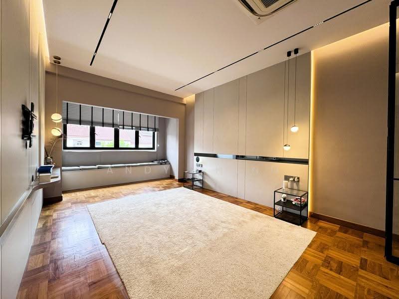 โ
๐๐ฎ๐ป๐ฑ๐ฒ๐ฑ ๐๐
๐ฐ๐ฒ๐น๐น๐ฒ๐ป๐ฐ๐ฒ โ
Beautifully Renovated | Freehold | Hillview Villas Estate, Hillview Crescent | Hillview Drive | Hillview Way, Dairy Farm / Bukit Panjang / Choa Chu Kang, 5 Bedrooms, 4,300 sqft, Corner Terrace For Sale, by Andy Cheng, 500274992 - Bedroom - PropertyGuru.com.sg