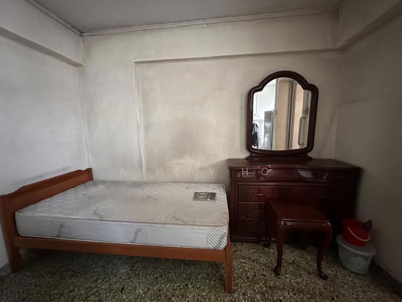 209 Jurong East Street 21, 209 Jurong East Street 21, Boon Lay / Jurong / Tuas, Room Rental, 200 sqft, HDB Flat For Rent, by Ashley Ho, 500274997 - Bedroom - PropertyGuru.com.sg