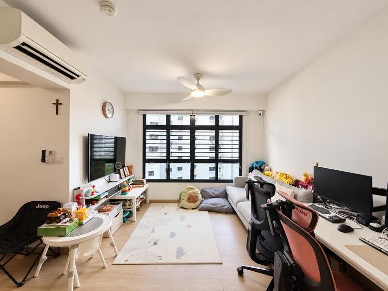 108A Bidadari Park Drive, 108A Bidadari Park Drive, Balestier / Toa Payoh, 2 Bedrooms, 732 sqft, HDB Flat For Sale, by Glenn Tan, 500275007 - Living Room - PropertyGuru.com.sg