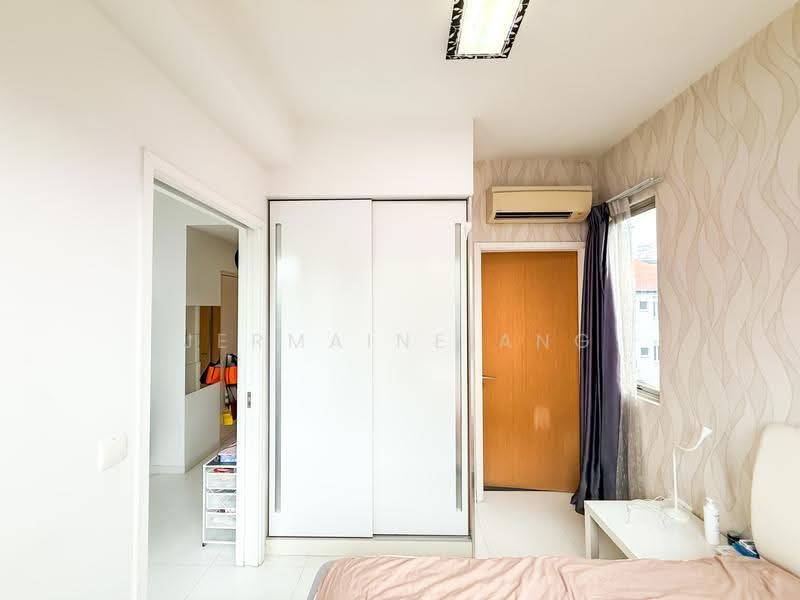 Loft@Holland, 151 Holland Road, Tanglin / Holland / Bukit Timah, 1 Bedroom, 323 sqft, Condominium For Sale, by Jermaine Ang, 500275045 - PropertyGuru.com.sg