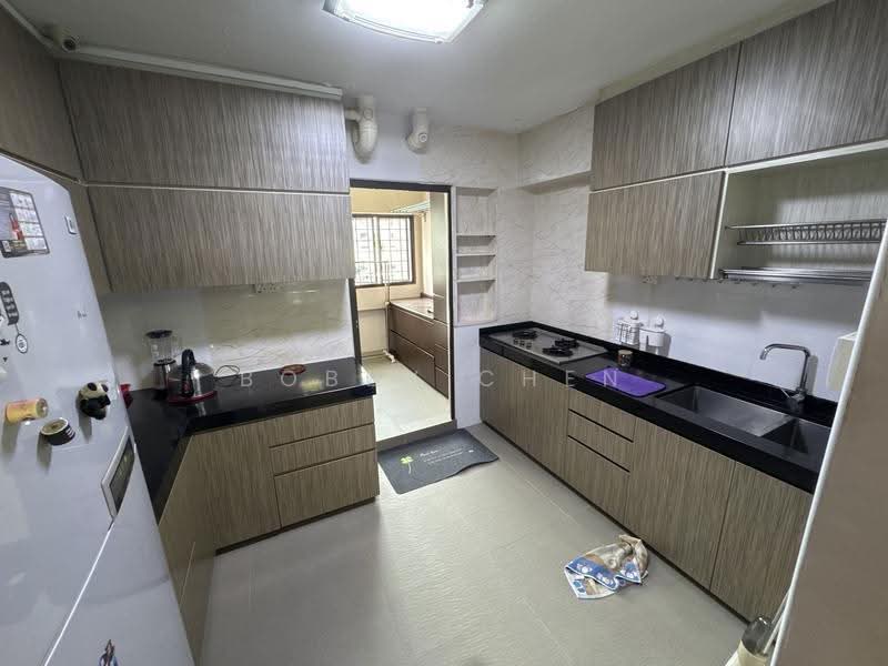 798 Woodlands Drive 72, 798 Woodlands Drive 72, Admiralty / Woodlands, 3 Bedrooms, 1,517 sqft, HDB Flat For Sale, by Bobby Chen, 500275117 - Kitchen - PropertyGuru.com.sg