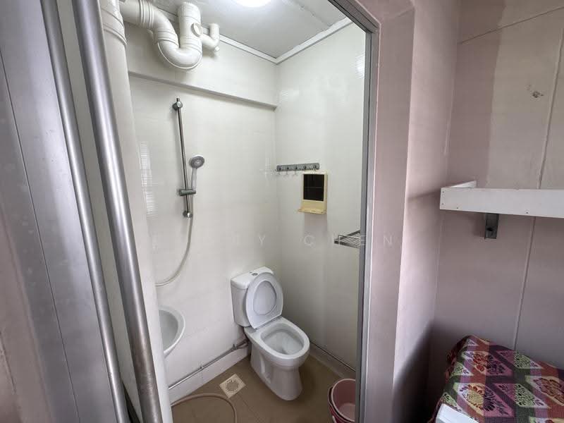 798 Woodlands Drive 72, 798 Woodlands Drive 72, Admiralty / Woodlands, 3 Bedrooms, 1,517 sqft, HDB Flat For Sale, by Bobby Chen, 500275117 - Bathroom - PropertyGuru.com.sg