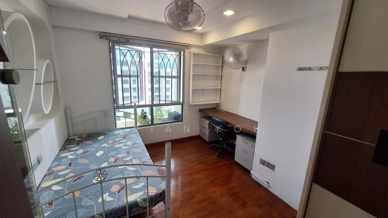 Aquarius By The Park, 1 Bedok Reservoir View, Bedok / Upper East Coast, 2 Bedrooms, 894 sqft, Condominium For Rent, by Brian Koh, 500275122 - Bedroom - PropertyGuru.com.sg