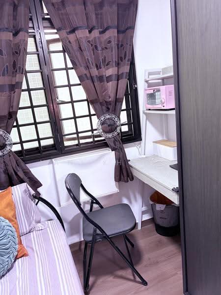 91 Commonwealth Drive, 91 Commonwealth Drive, Alexandra / Commonwealth, Room Rental, 190 sqft, HDB Flat For Rent, by Nani Khamis, 500275137 - Study - PropertyGuru.com.sg