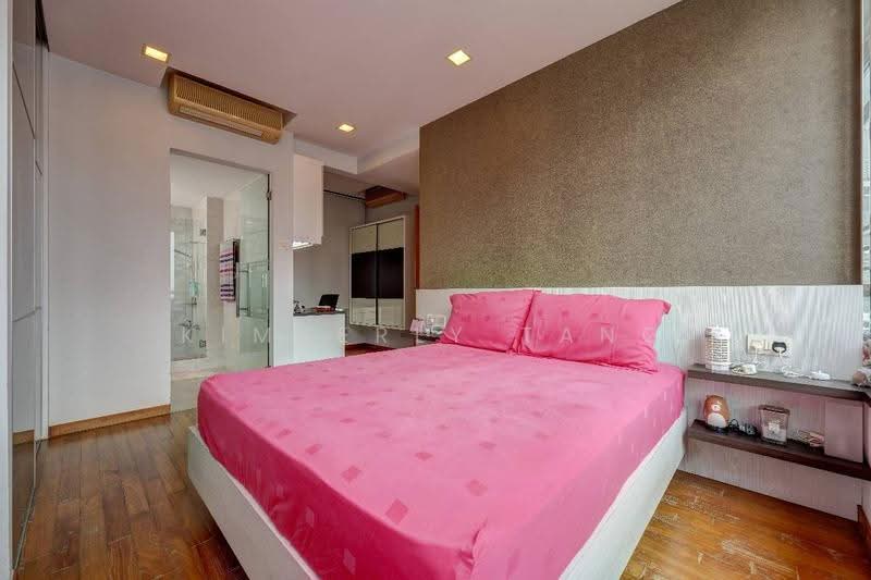 The Lakeshore, 31 Jurong West Street 41, Boon Lay / Jurong / Tuas, 2 Bedrooms, 947 sqft, Condominium For Sale, by Kimberly Tang, 500275138 - PropertyGuru.com.sg