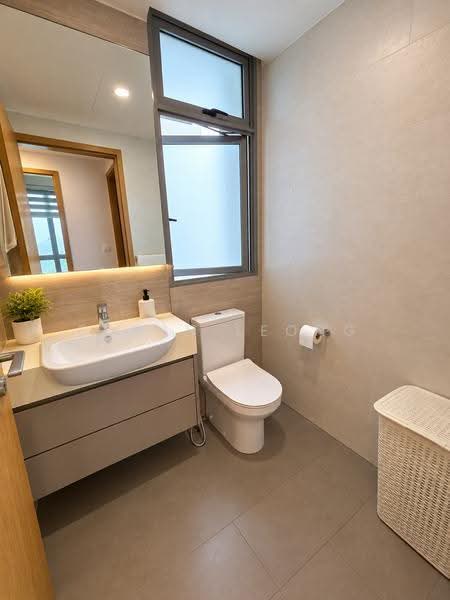 The Glades, 12 Bedok Rise, Bedok / Upper East Coast, 3 Bedrooms, 990 sqft, Condominium For Sale, by Edwin Leong, 500275139 - Bathroom 2 - PropertyGuru.com.sg