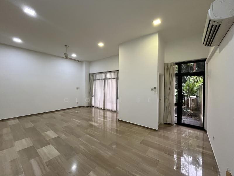 Point Loma, 30 Shelford Road, Newton / Novena, 4 Bedrooms, 3,057 sqft, Apartment For Rent, by Clover Peh, 500275159 - Living Room - PropertyGuru.com.sg