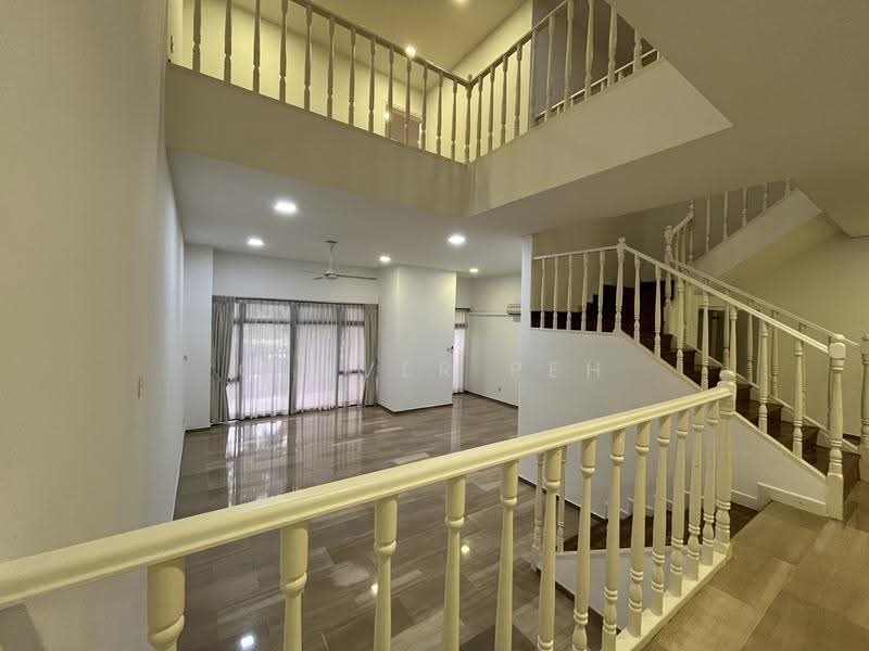 Point Loma, 30 Shelford Road, Newton / Novena, 4 Bedrooms, 3,057 sqft, Apartment For Rent, by Clover Peh, 500275159 - Living Room - PropertyGuru.com.sg